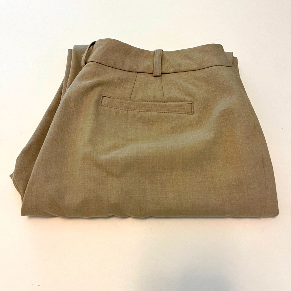 Worthington Trousers- Tan- Curvy Fit- Size 8P